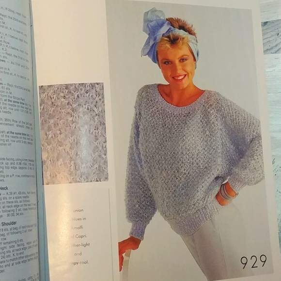 2 Texture Tones By Wendy Vintage Knitting Magazines - Picture 4 of 8